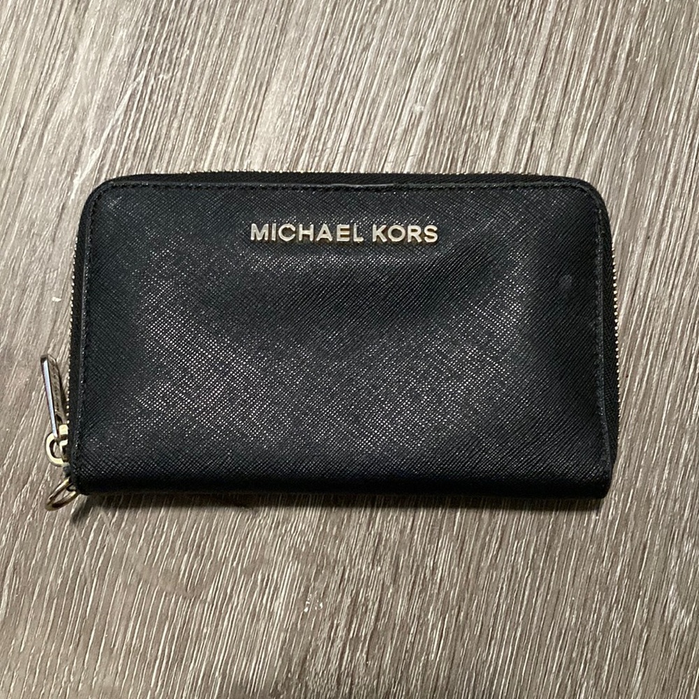 Michael Kors wallet that holds phone!